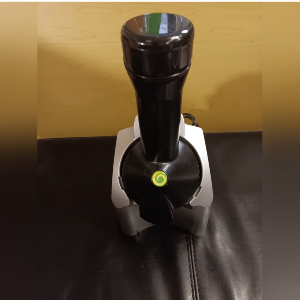 Yo Nana's ice cream maker